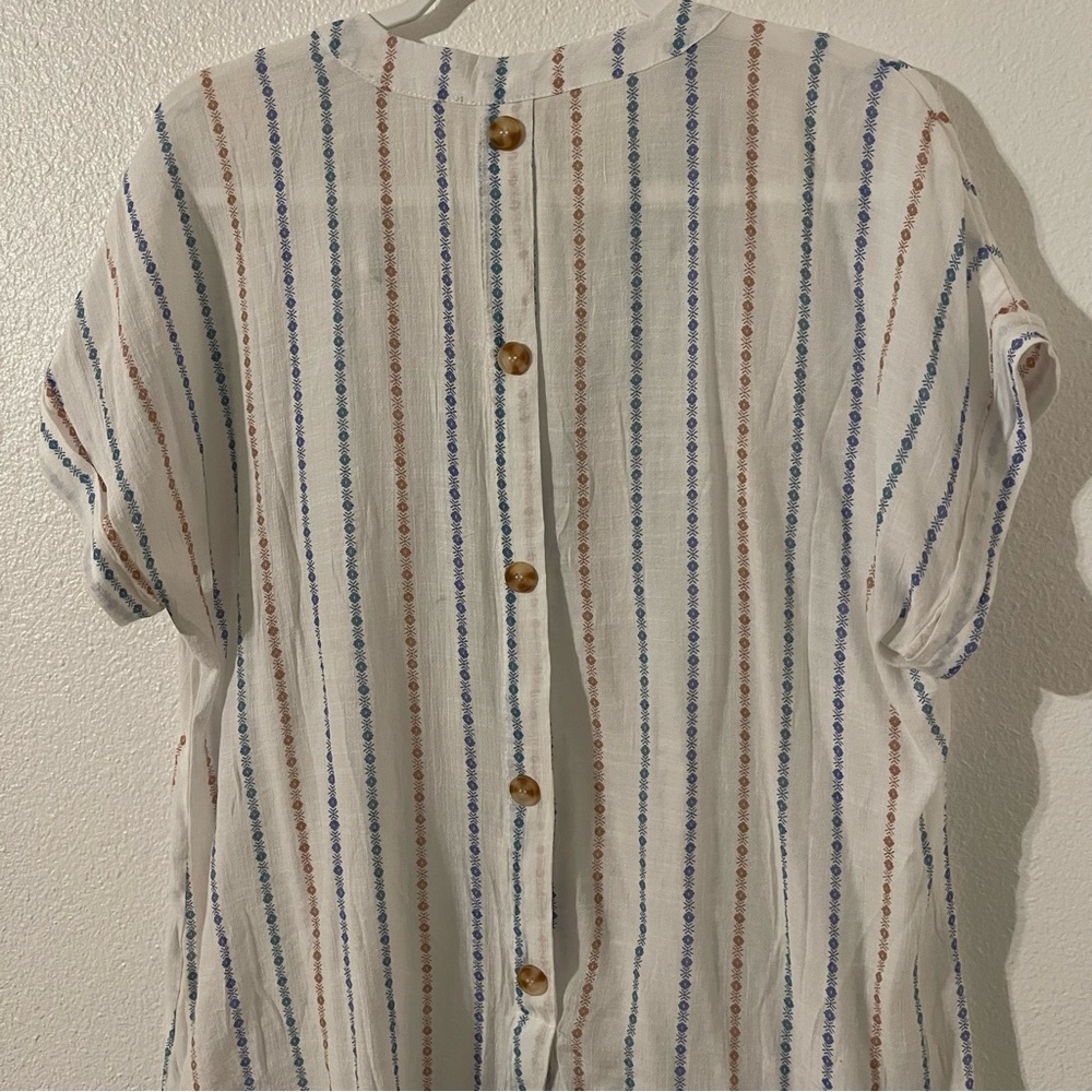 Perch Womens Top Plus Size 1XL Blue Floral Striped Lightweight V Neck Blouse - Picture 7 of 10